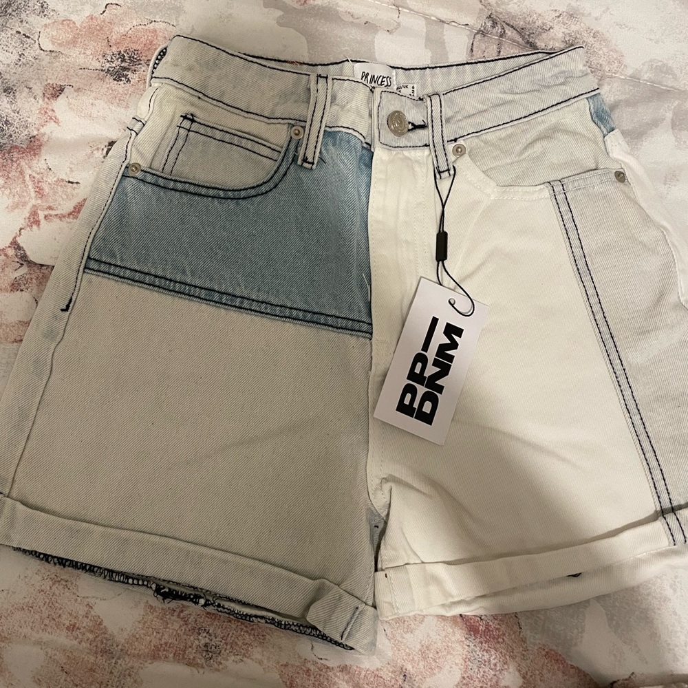 NWT: Princess Polly Shorts